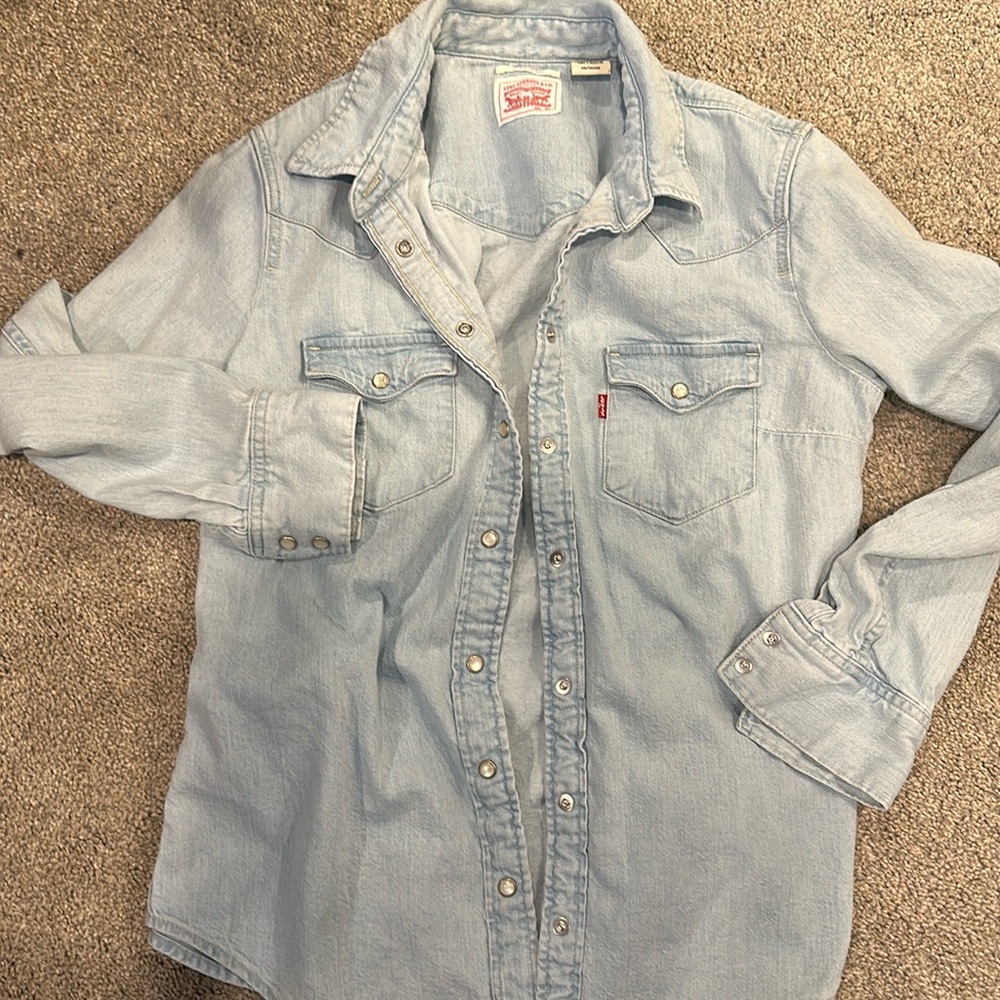 Levi Light Blue Washed Jean Button Up(XS)